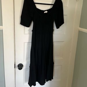 Grade & Gather Black Tiered Midi Dress Size M